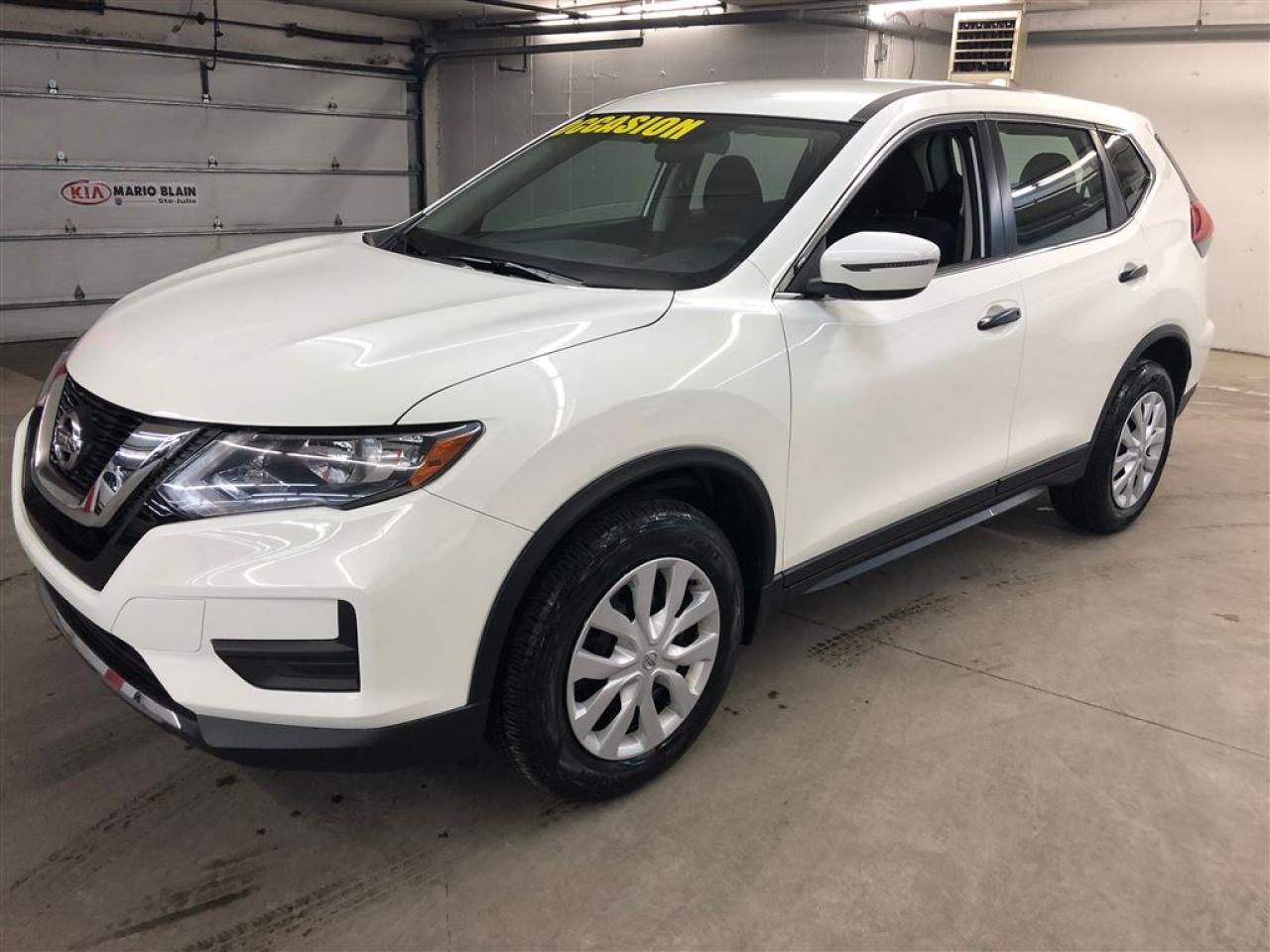 Used 2017 Nissan Rogue S Awd Gar. A/c for sale in Ste-Julie, QC