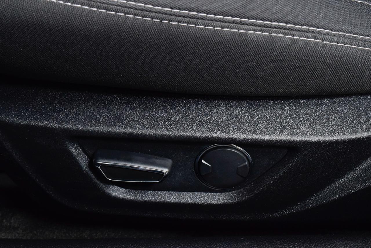 652889.11432381