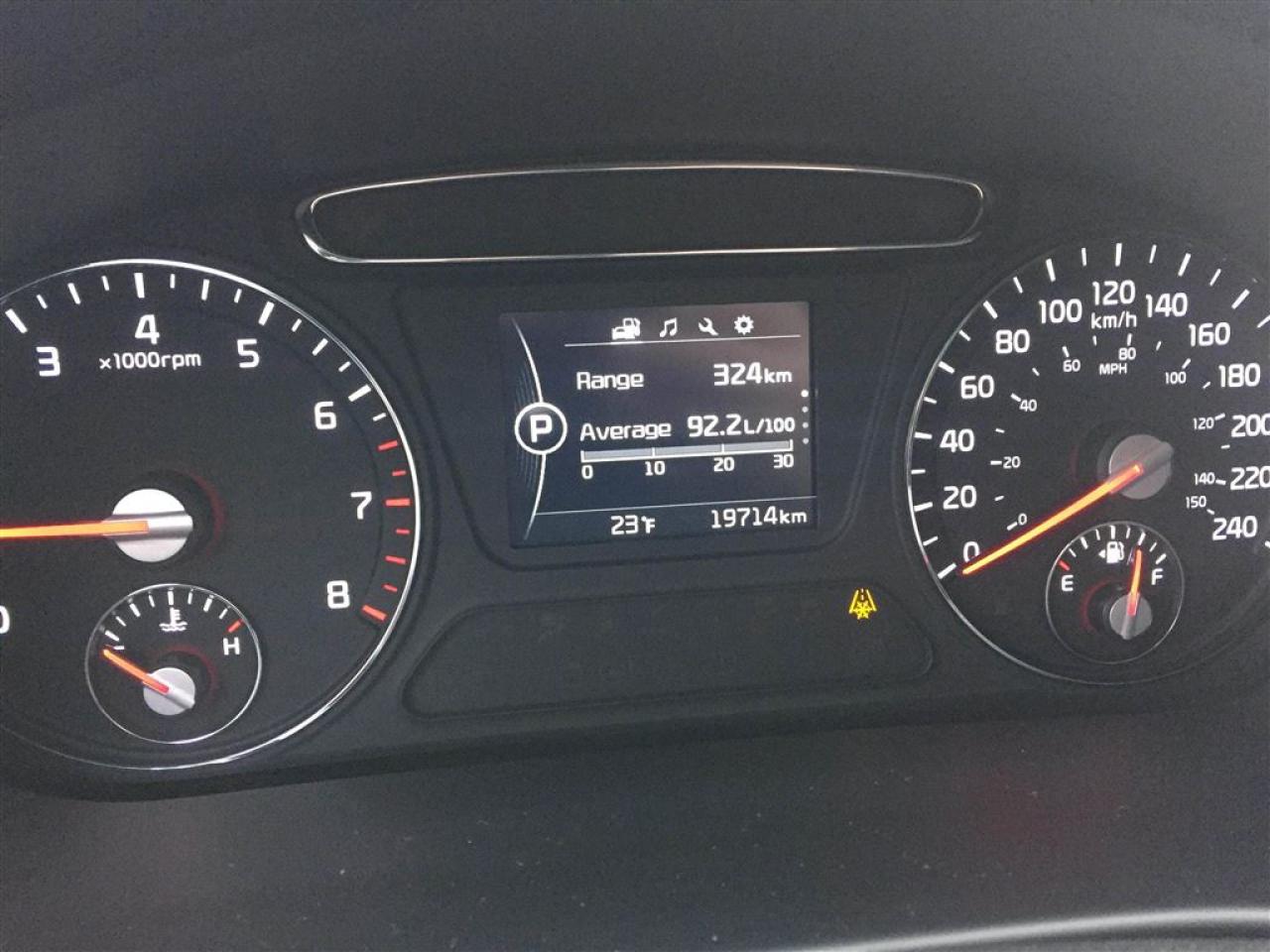 652895