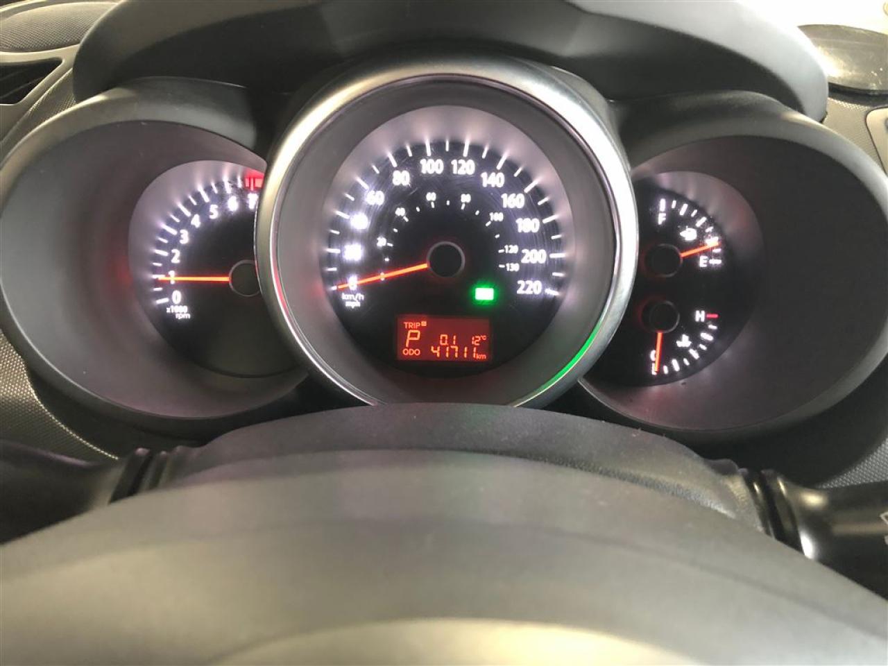 652912