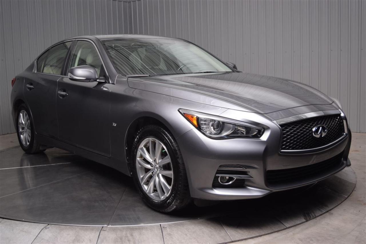 Used 2014 Infiniti Q50 En Attente for sale in Île-Perrot, QC