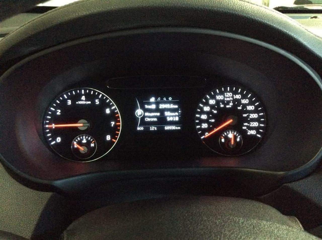 652929