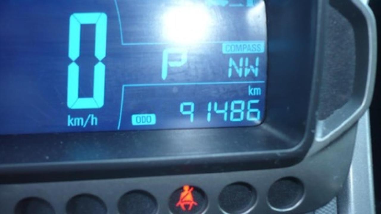 652938