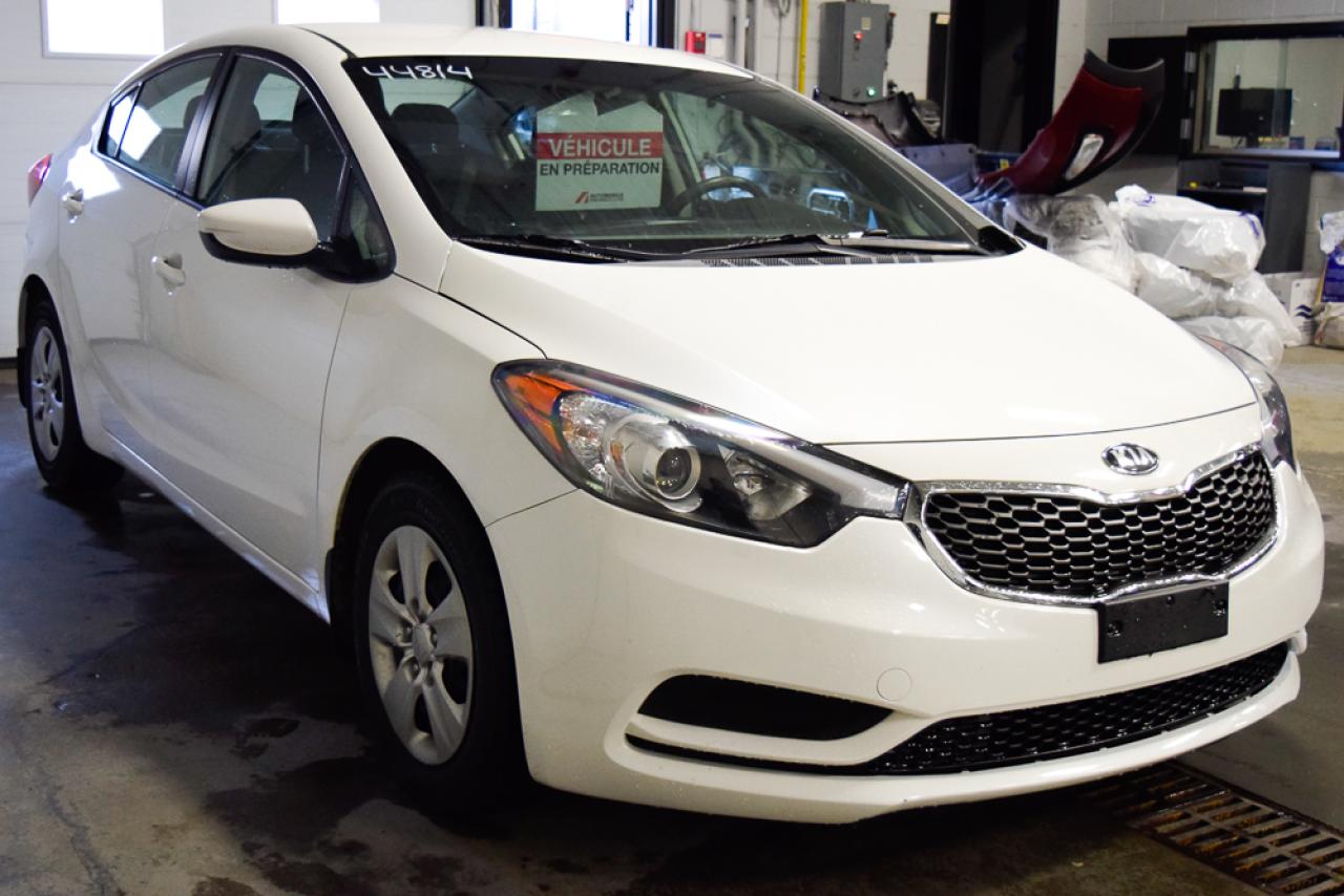 Used 2015 Kia FORTE LX for sale in Île-Perrot, QC
