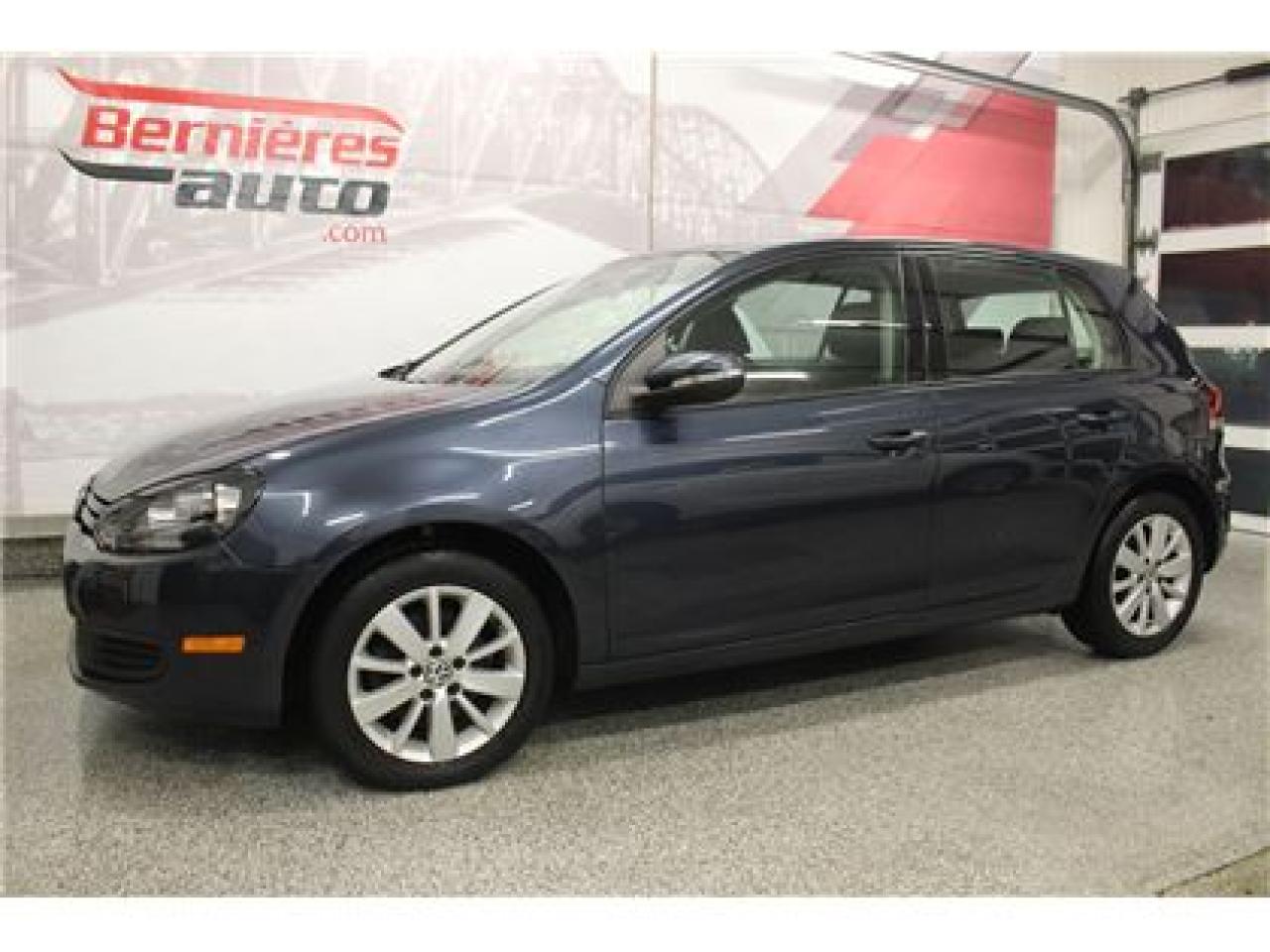 Used 2013 Volkswagen Golf 2.5l Comfortline for sale in Lévis, QC