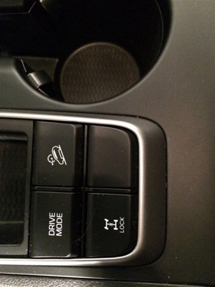 653100