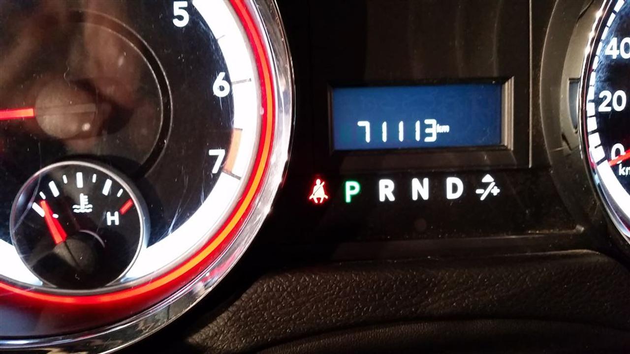 653146.11438532