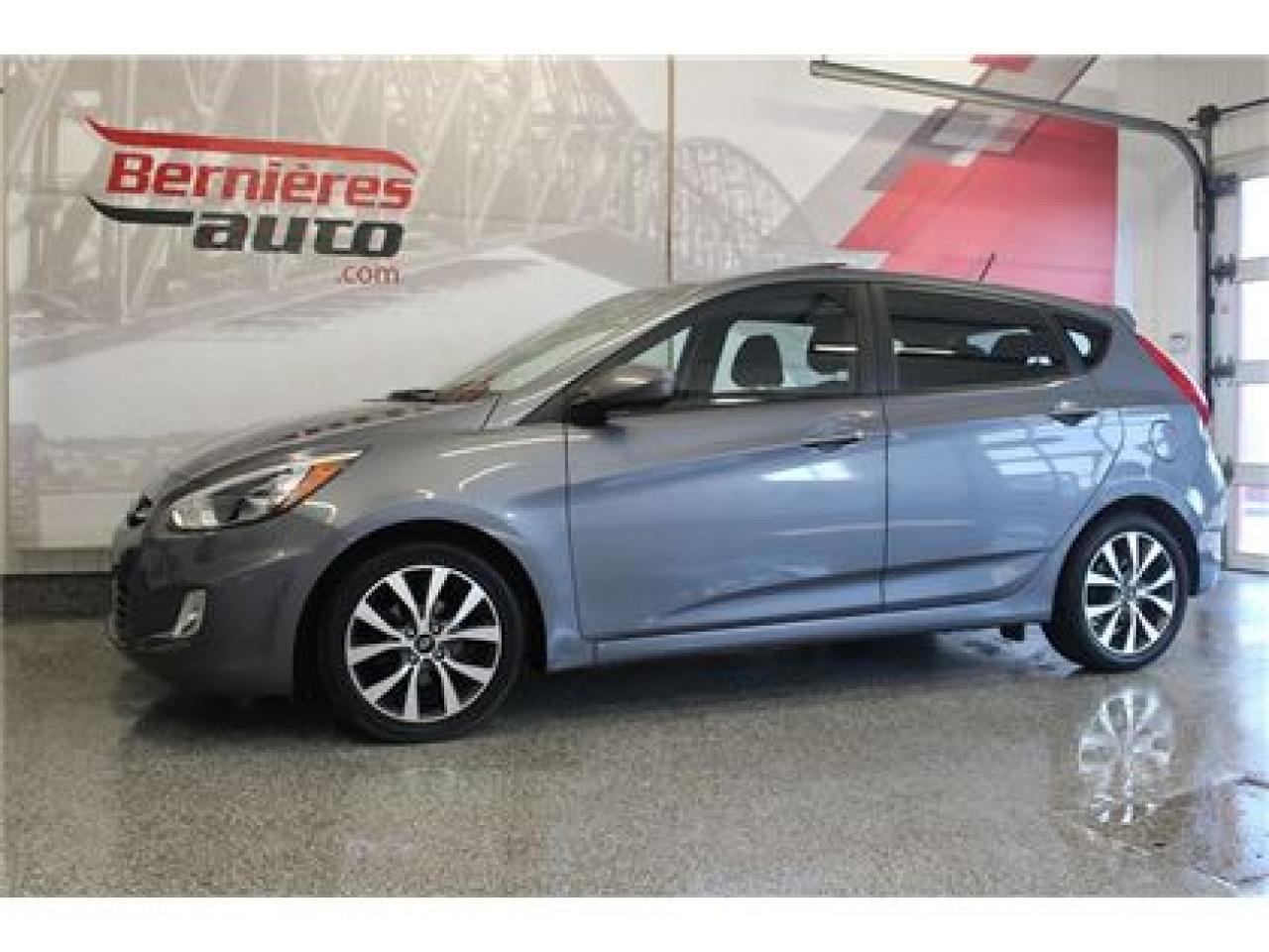 Used 2017 Hyundai Accent Se Toit for sale in Lévis, QC