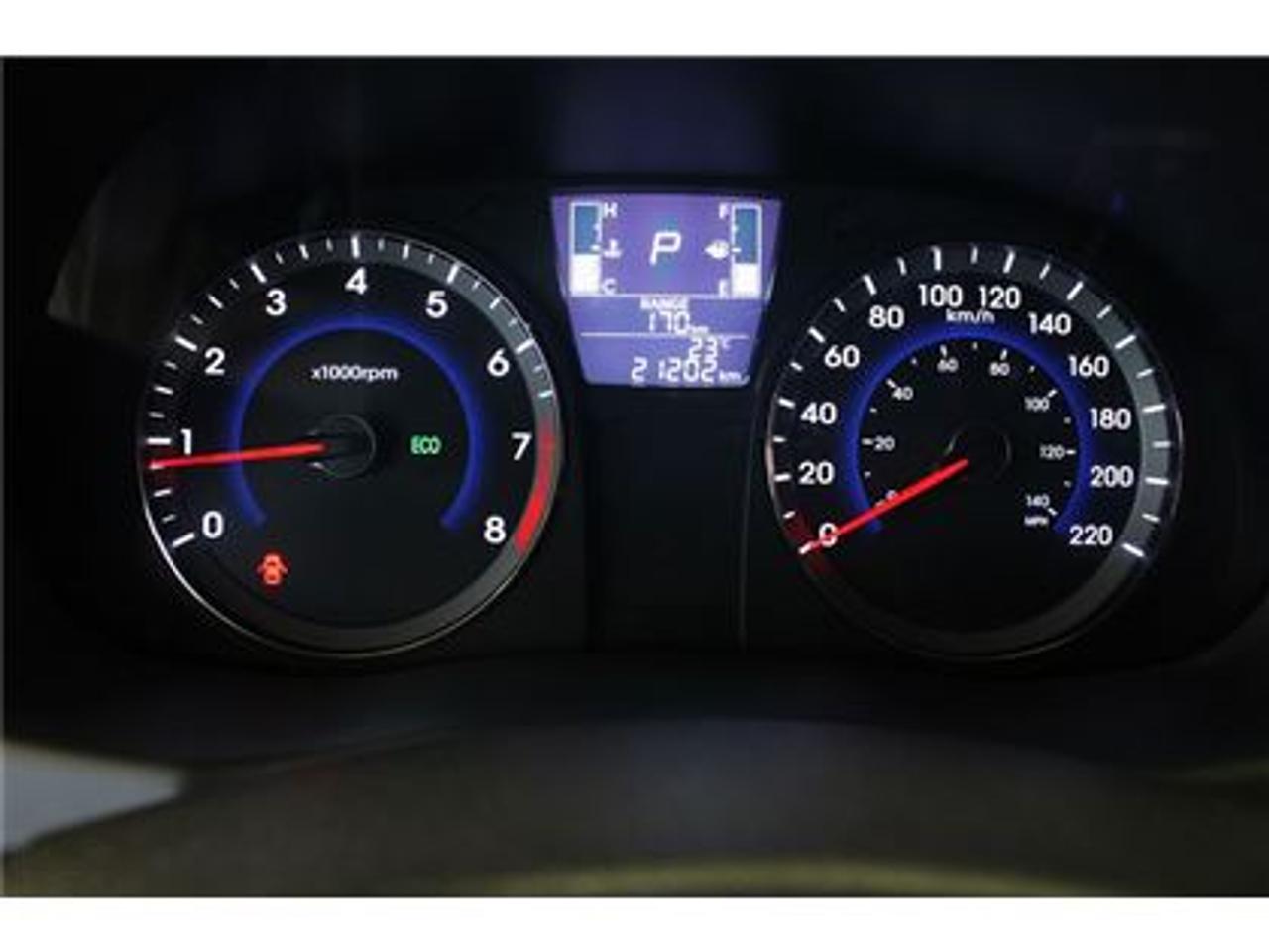 653187.11439655