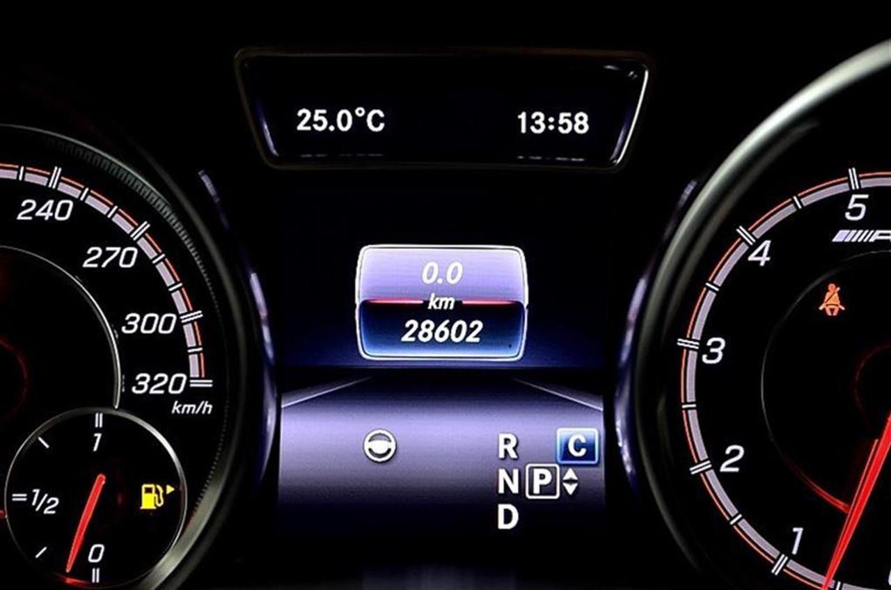 653215.11440378