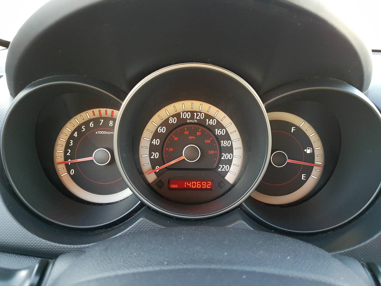 653401