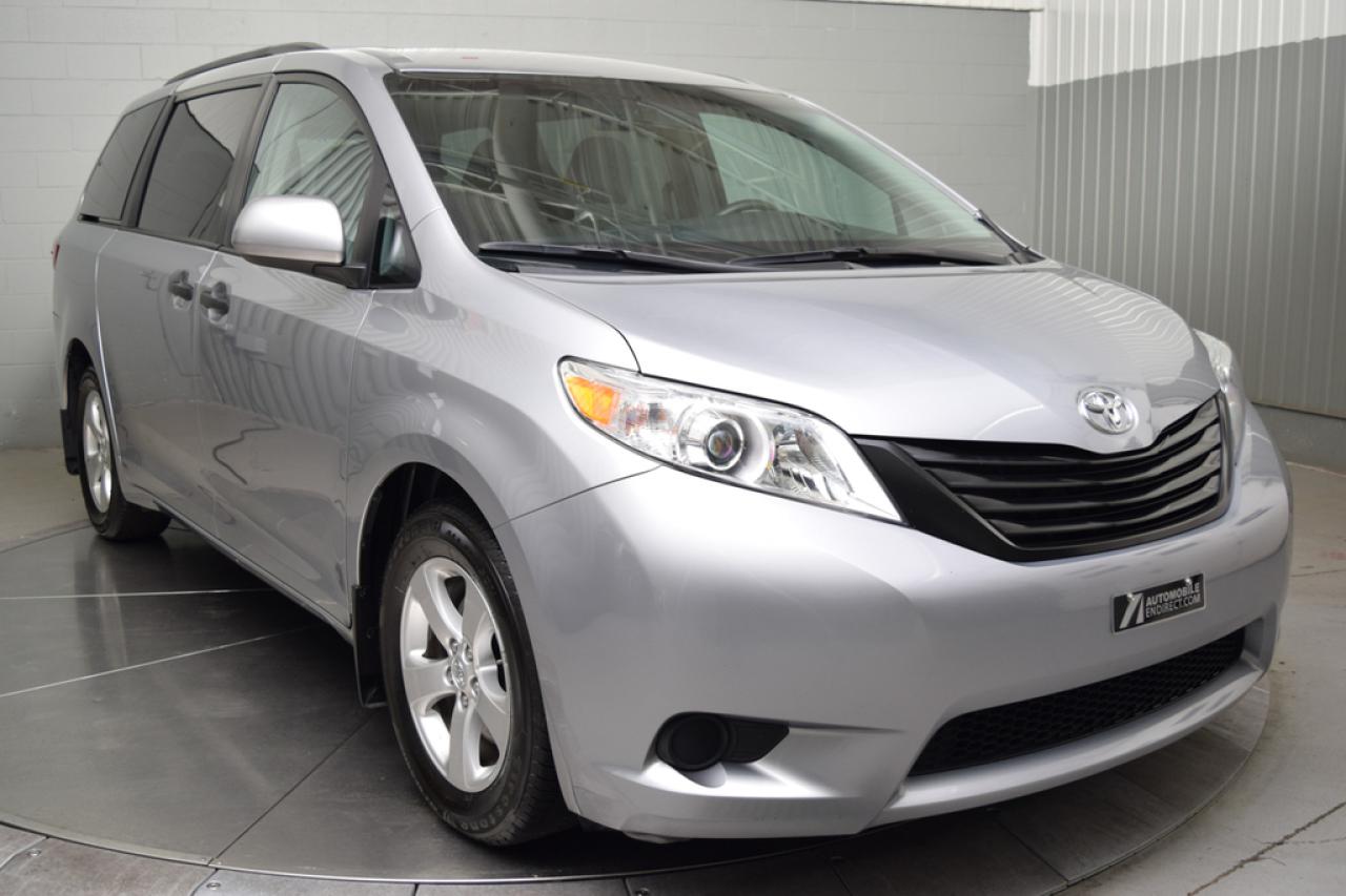 Used 2016 Toyota Sienna Le V6 Ac Mags Camera for sale in Île-Perrot, QC