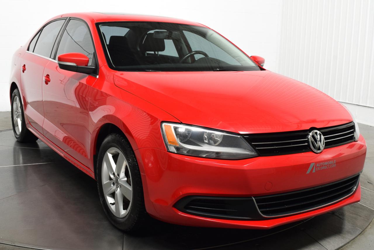 Used 2014 Volkswagen Jetta 4dr 1.8 Tsi Man for sale in Île-Perrot, QC