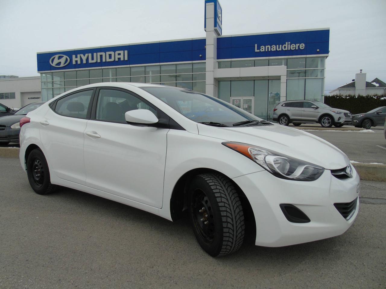 <a href=https://www.hyundailanaudiere.com/occasion/Hyundai-Elantra-2013.html>https://www.hyundailanaudiere.com/occasion/Hyundai-Elantra-2013.html</a>

JAMAIS ACCIDENTÉ / HYUNDAI ELANTRA GL 2015 SIÈGES CHAUFFANTS, BLUETOOTH, COMMANDES AUDIO AU VOLANT, RÉGULATEUR DE VITESSE, ORDINATEUR DE BORD, GROUPE ÉLECTRIQUE, A/C, RÉGULATEUR DE VITESSE ET BIEN PLUS!! CETTE ÉLÉGANTE ELANTRA VOUS OFFRE UN HABITACLE SPACIEUX, UNE SILHOUETTE SPORTIVE, UNE CONDUITE AGRÉABLE ET MANIABLE EN PLUS DÊTRE TRÈS BIEN ÉQUIPÉ. ELLE EST RECONNU POUR SON ÉCONOMIE DESSENCE DUNE MOYENNE COMBINÉE AUTOROUTE/VILLE DE 7.5L AINSI QUE SA FIABILITÉ LÉGENDAIRE !! PASSEZ DÈS AUJOURDHUI POUR EN FAIRE LESSAI ROUTIER !!

1ERE, 2E ET 3E CHANCE AU CRÉDIT
FINANCEMENT ET GARANTIE DISPONIBLE SUR PLACE!!

CARPROOF DISPONIBLE A LA VISITE, PASSEZ NOUS VOIR POUR EN FAIRE LESSAI ROUTIER !!
CHEZ HYUNDAI DE LANAUDIÈRE NOTRE DÉPARTEMENT DE VOITURES d OCCASION VOUS PROPOSE LES MEILLEURS PRIX AU QUÉBEC SUR UN VASTE INVENTAIRE DE VOITURES HYUNDAI ! ** 1e, 2e 3e CHANCE AU CRÉDIT DISPONIBLE. 
LE VÉHICULE QUE VOUS DÉSIREZ n EST PAS EN INVENTAIRE, LAISSEZ NOTRE ÉQUIPE LE TROUVER POUR VOUS !
Nous prenons échange de toute marque !
(TOYOTA,HONDA, MAZDA, CHEVROLET, GMC SUBARU,DODGE, CHRYSLER ET AUTRES)