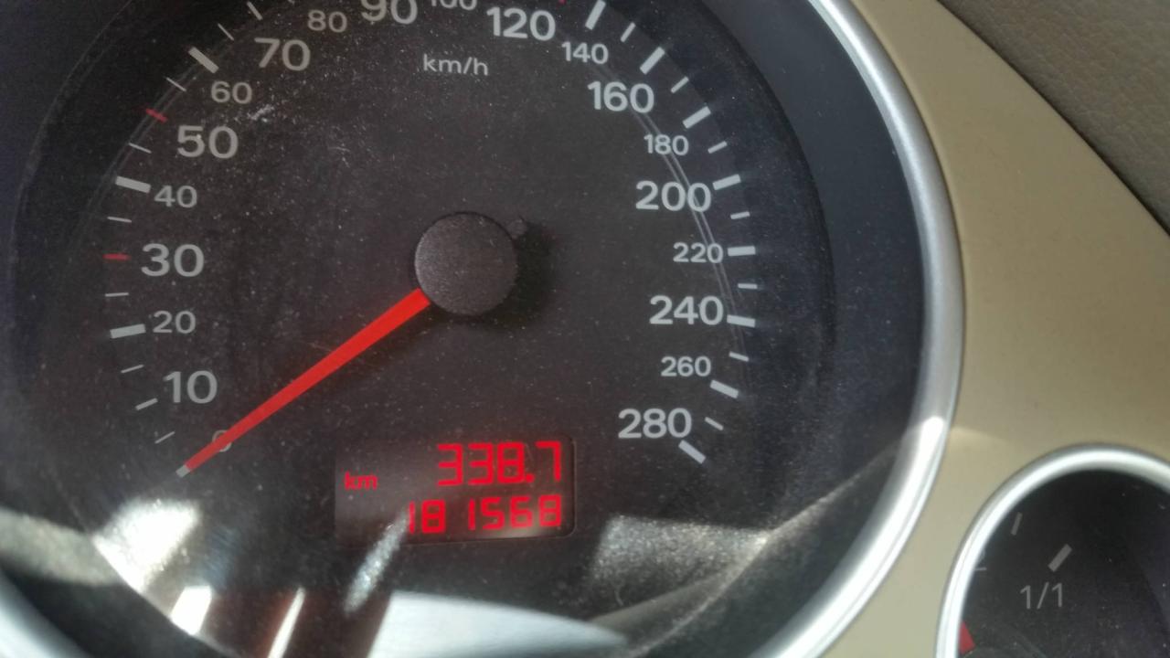 653498