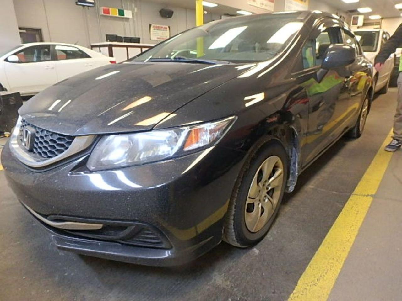 Used 2013 Honda Civic LX for sale in Île-Perrot, QC