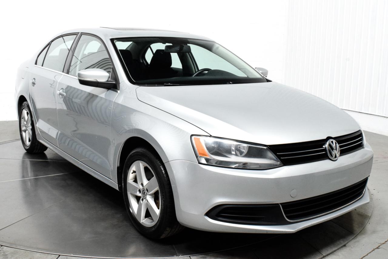 Used 2014 Volkswagen Jetta 1.8tsi Mags Toit A/c for sale in Île-Perrot, QC