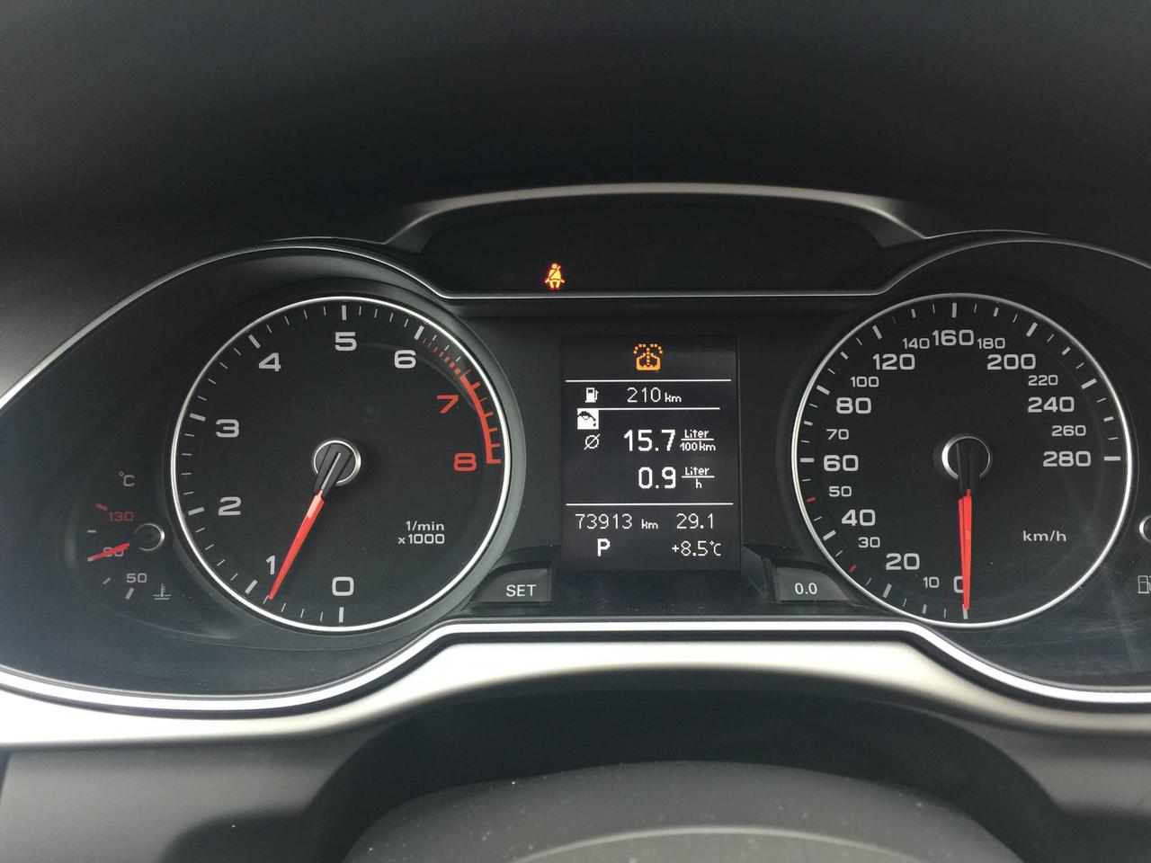653603.11449384