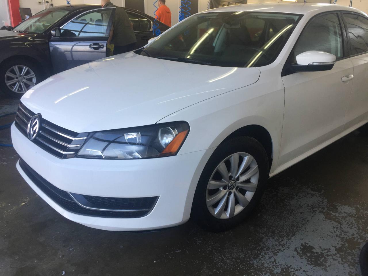 Used 2013 Volkswagen Passat Berline 4 portes 2,5 L, boîte automatiqu for sale in Laval, QC