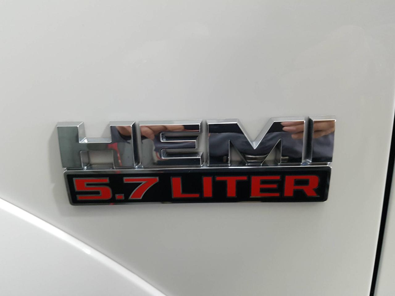 653752
