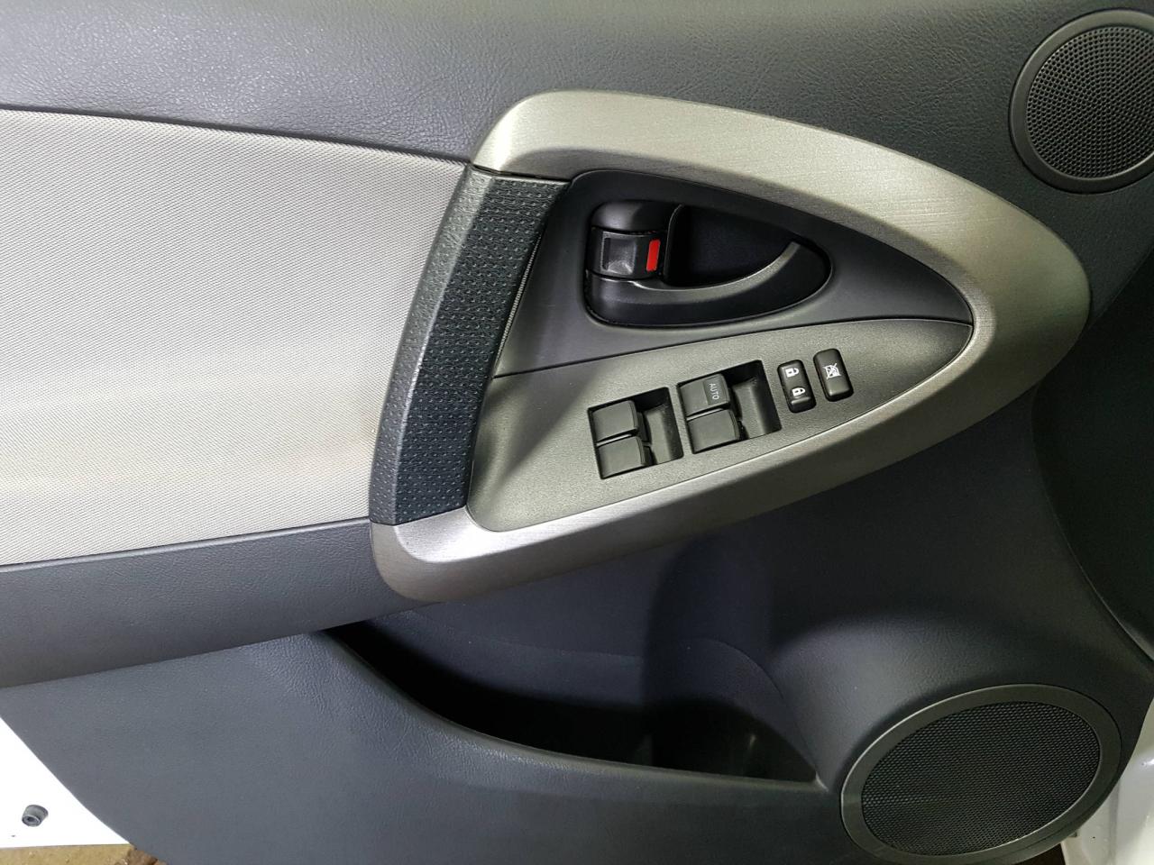 653757