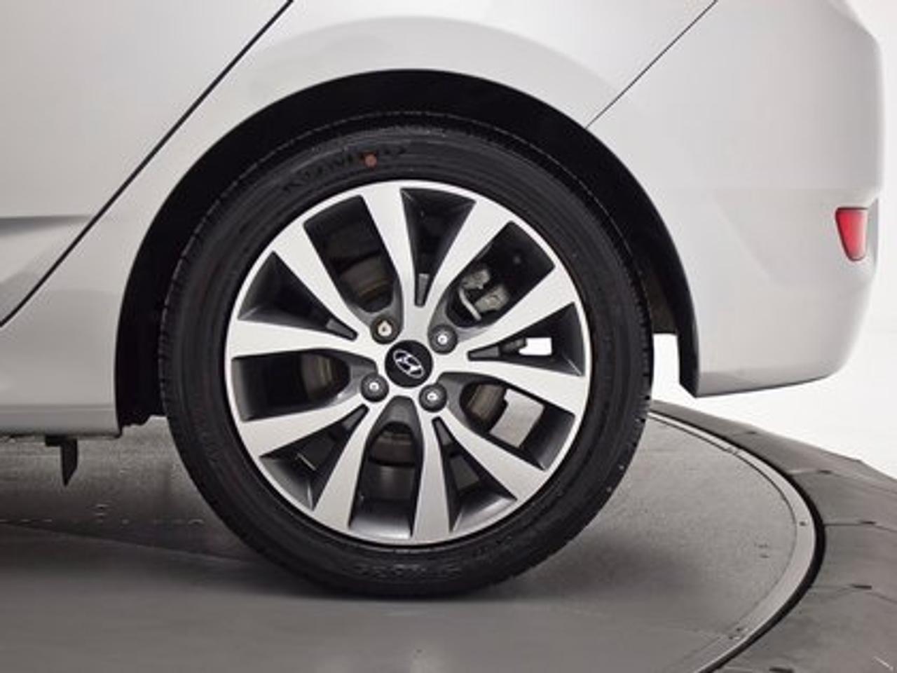 653763.11452935