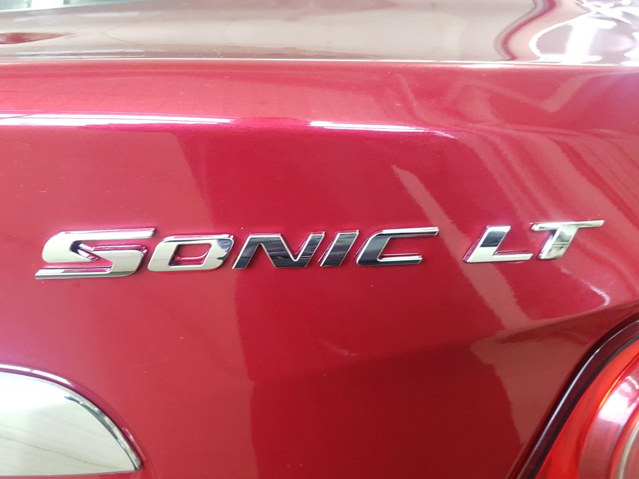 653836