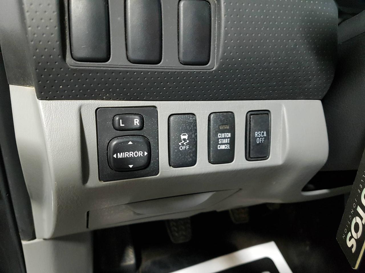 653854