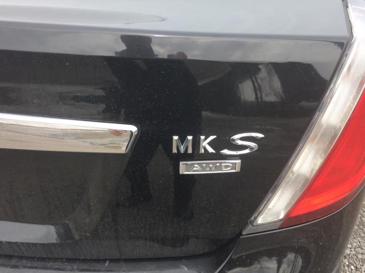 653925