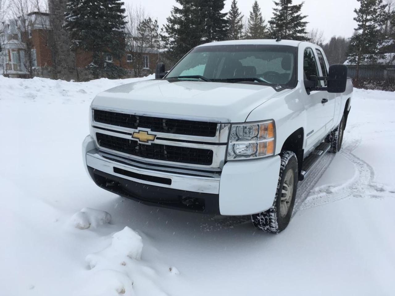 Used 2010 Chevrolet Silverado 2500  for sale in Rivière-Du-Loup, QC