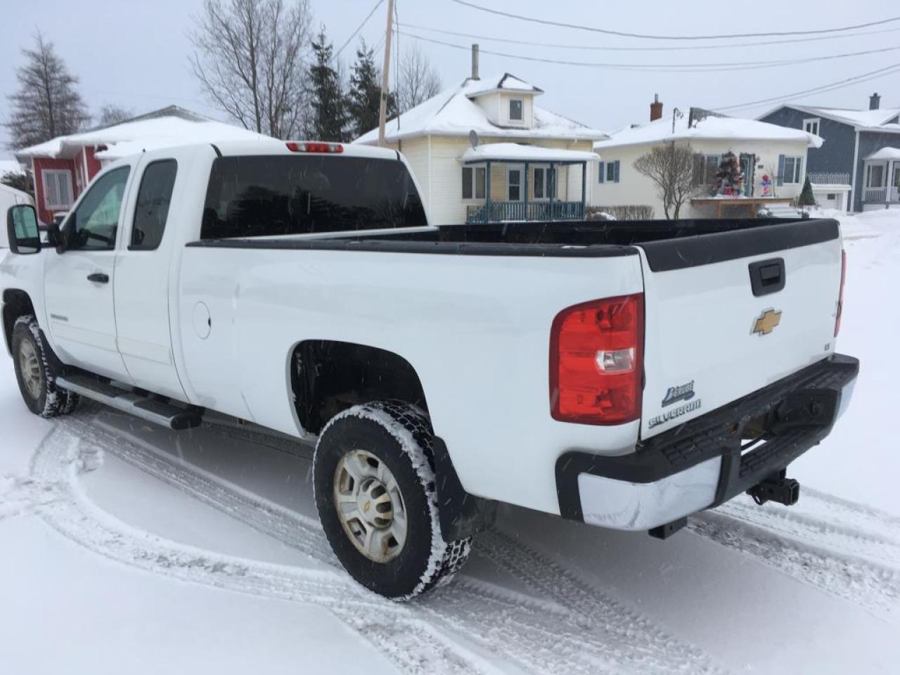 653941