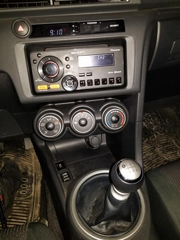 653967.11457605