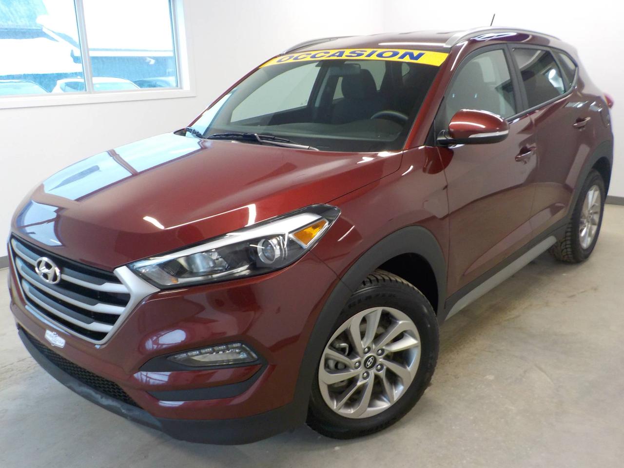 <a href=https://www.hyundairiviereduloup.com/occasion/Hyundai-Tucson-2017.html>https://www.hyundairiviereduloup.com/occasion/Hyundai-Tucson-2017.html</a>

4X4,AUTOMATIQUE,A/C,CRUISE,SIEGE CHAUFFANT,VOLANT CHAUFFANT,CAMERA DE RECUL,MAGS,DETECTEUR D ANGLE MORT,FLASHER DANS LES MIRROIR,VITRES ELECTRIQUE,BARRIRES  DE PORTES A DISTANCE,MIRROIR ELECTRIQUE ET CHAUFFANT,TELEPHONE MAIN LIBRE,RADIO AM/FM/CD/IPOD/USB.FINANCEMENT DISPONIBLE SUR PLACE.