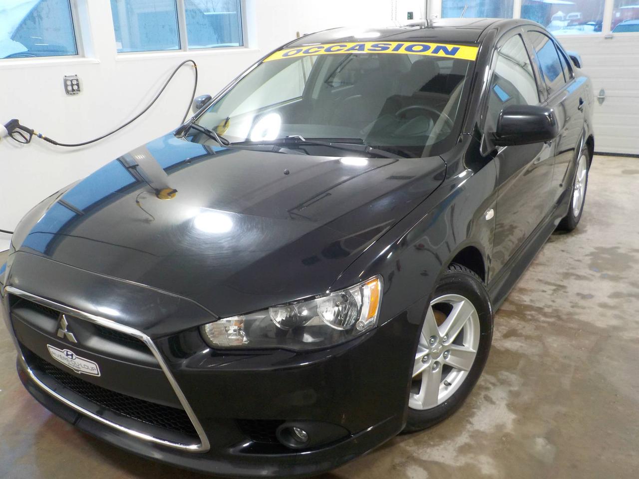 <a href=https://www.hyundairiviereduloup.com/occasion/Mitsubishi-Lancer-2013.html>https://www.hyundairiviereduloup.com/occasion/Mitsubishi-Lancer-2013.html</a>

MANUEL,A/C 2 ZONE,CRUISE,MAGS,CUIR,TOIT OUVRANT,SIEGES CHAUFFANT,VITRES ELECTRIQUE,BARRURES DE PORTE A DISTANCE,MIRROIRS ELECTRIQUE,DEMARREUR A DISTANCE,RADIO AM/FM/CD,SPOILER,VITRES TEINTÉES,TELEPHONE MAIN LIBRE .FINANCEMENT DISPONIBLE SUR PLACE.