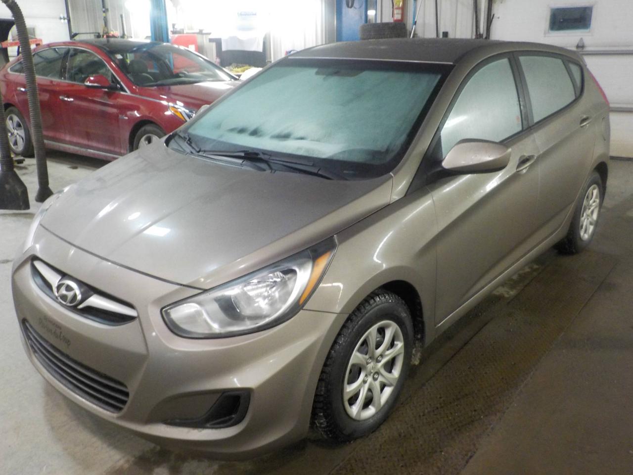 Used 2013 Hyundai Accent GL, WOW 40400KMS for sale in Rivière-Du-Loup, QC