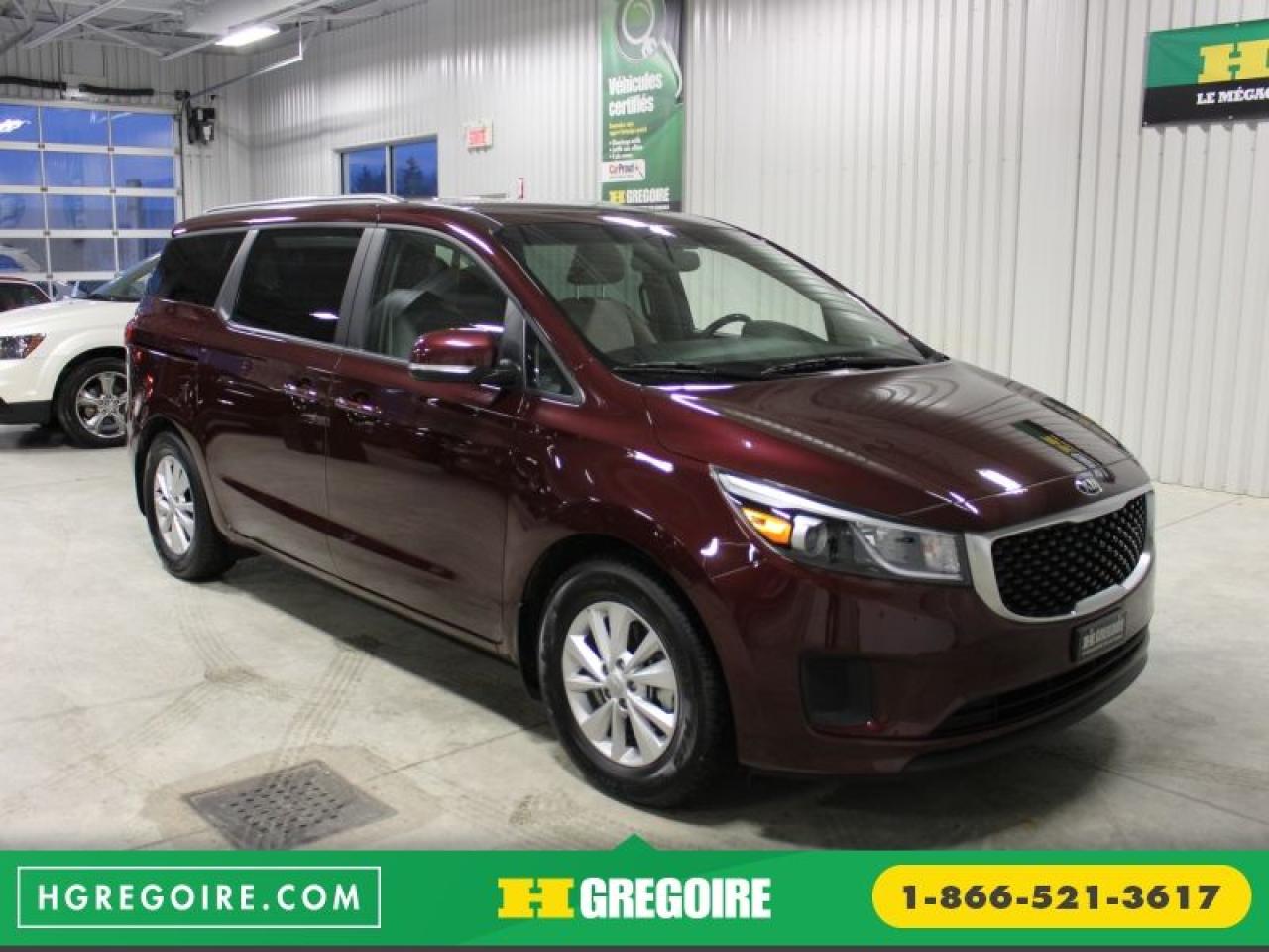Used 2017 Kia Sedona LX+ 8PASSAGERS for sale in St-Léonard, QC