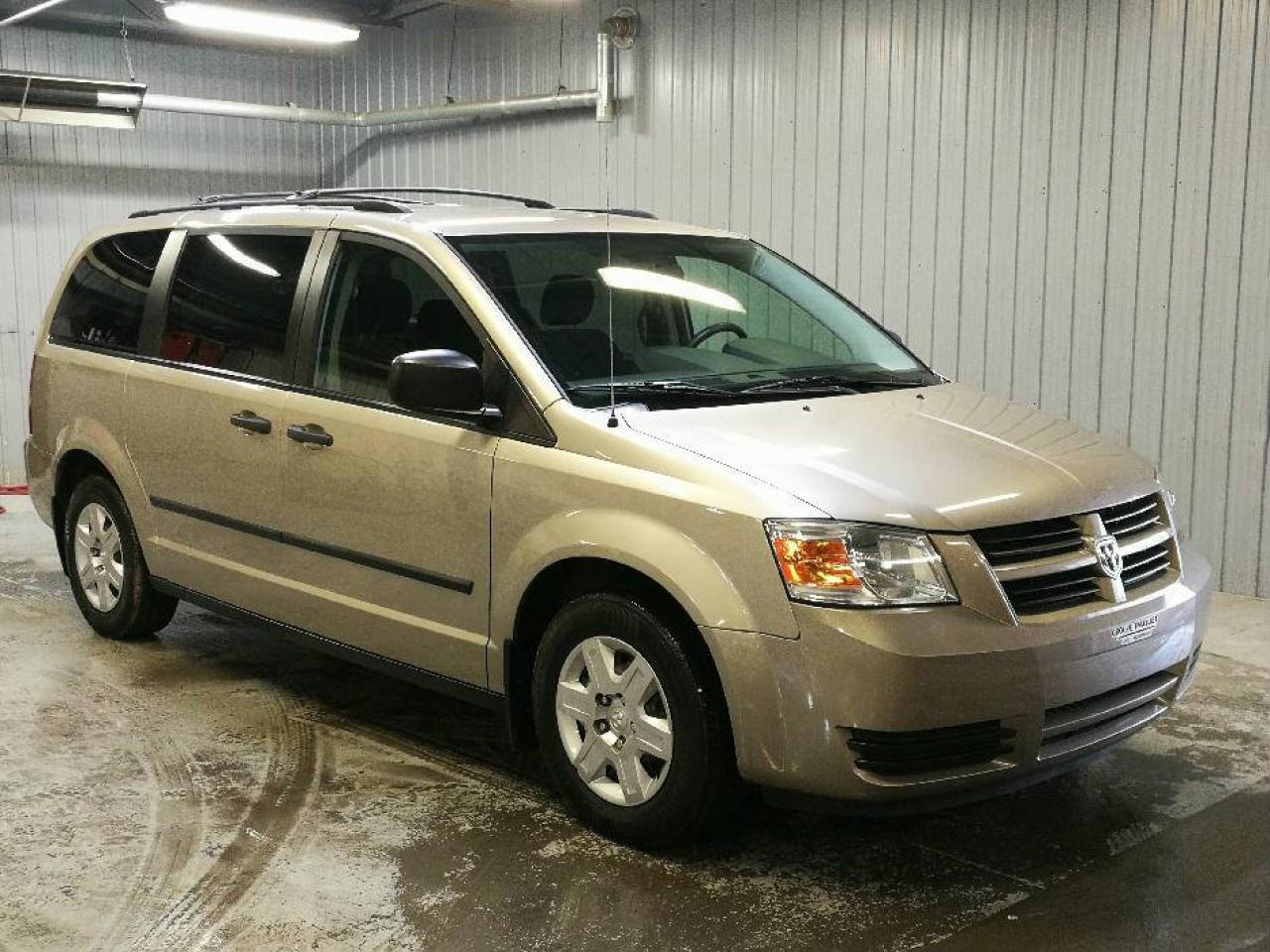 Used 2008 Dodge Grand Caravan seulement 112000km et parfait pour la fa for sale in Lévis, QC