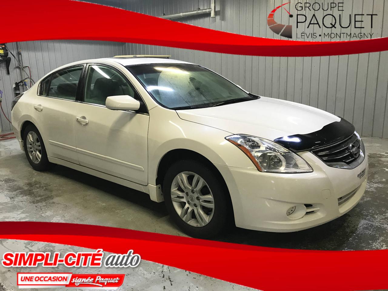 <a href=https://www.simpliciteauto.com/occasion/Nissan-Altima-2010.html>https://www.simpliciteauto.com/occasion/Nissan-Altima-2010.html</a>

UNE MAGNIFIQUE VOITURE FIABLE ECONOMIQUE AUTOMATIQUE A BAS KILOMÉTRAGE ,VITRE ELECTRIQUE RÉGULATEUR DE VITESSE ,PNEU HIVER ET PNEU ÉTÉ INCLUS 


Simpli-Cité Auto, membre du Groupe Paquet, est situé sur la Rive-Sud de Québec (Lévis), et à 10 minutes de la Rive-Nord (Québec). Nous desservons une large clientèle tel que la Beauce, Chaudière-Appalaches, St-Nicolas...

Nous avons une vaste gamme de véhicule doccasion tel que sous-compact, compact, fourgonnette, 7 passagers, familiale, convertible, de luxe, VUS, AWD, 4x4. Plusieurs marques disponibles: Mazda, Honda, Toyota, Kia, Fiat, Mini, Hyundai, Nissan, Mitsubishi, Chrysler, Chevrolet, Jeep, Dodge, Ram, Ford, GM, GMC, Buick, Smart, Subaru, Suzuki, Volvo, Volkswagen...

Nous offrons plusieurs modes de financement, traditionnel, 2 ième et 3 ième chance au crédit, redressement de crédit, Accord D, financement 100% approuvé peu importe votre côte de crédit et au meilleur taux garanti.