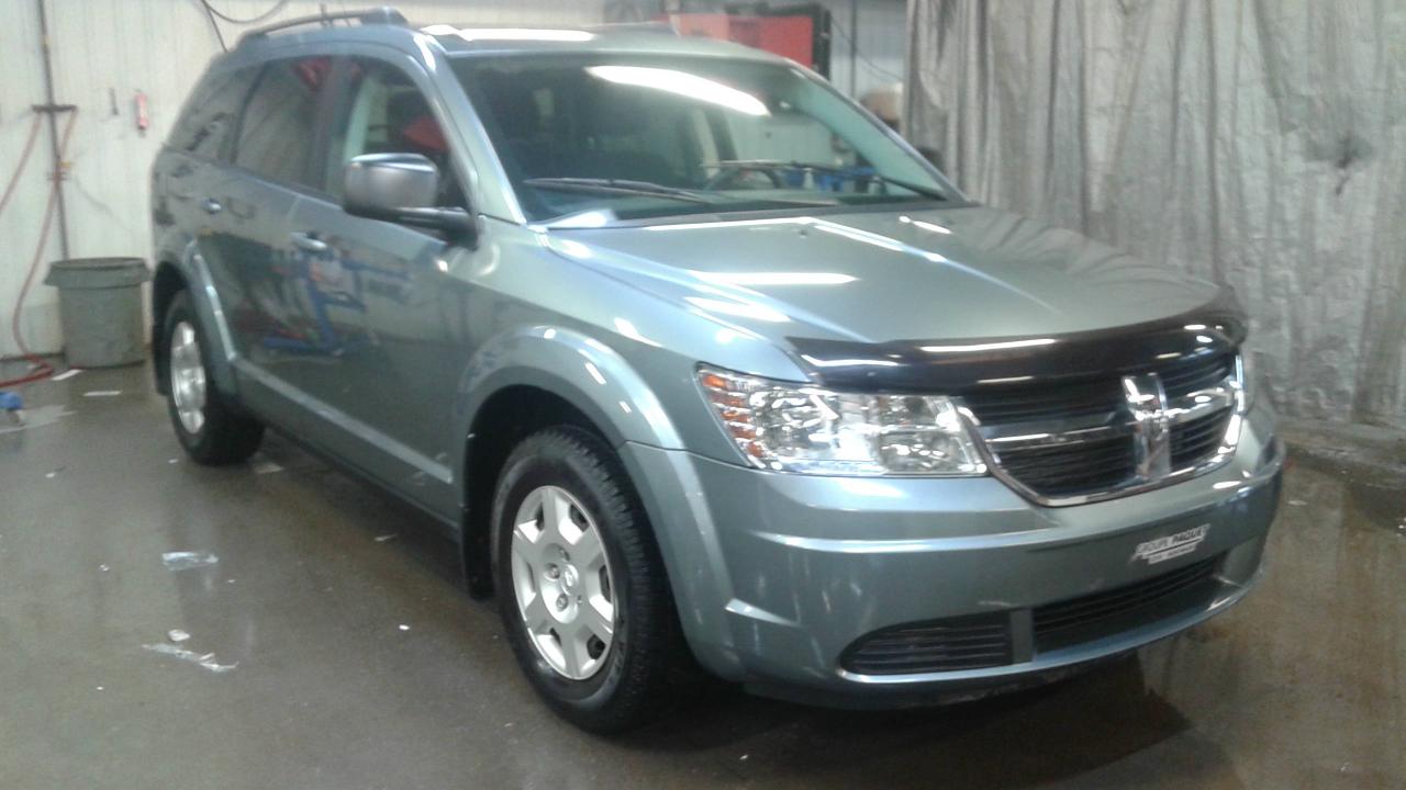 Used 2010 Dodge Journey Traction avant AVEC SEULEMENT 66 800 KM for sale in Lévis, QC