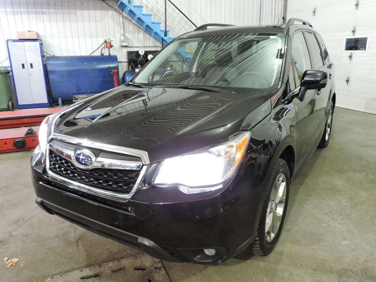 <a href=https://www.subarusthyacinthe.com/occasion/Subaru-Forester-2015.html>https://www.subarusthyacinthe.com/occasion/Subaru-Forester-2015.html</a>

33000KM SEULEMENT GPS TOIT CUIR et BIEN PLUS
VÉHICULE CERTIFIÉ. TAUX DINTÉRETS À PARTIR DE 1.9% DÉTAIL EN MAGASIN          

CHEZ SUBARU ST-HYACINTHE, aucun frais caché, Carproof disponible en tout temps, , inspection au-dessus de la concurrence, inspection en 150 points Plus. Grand choix de véhicules d occasion dans plusieurs marques ; VUS, Berline, coupé et autres&Spécialiste en traction intégrale.   Meilleur prix, meilleur choix dans la région de Saint-Hyacinthe, Drummondville, Beloeil, McMasterville, Saint-Bruno, Saint-Hubert, Longueuil, Chambly, Granby, Brossard et Rive Sud de Montréal.  Par courriel emorin@subarusthyacinthe.com , ou par téléphone 450-773-5262