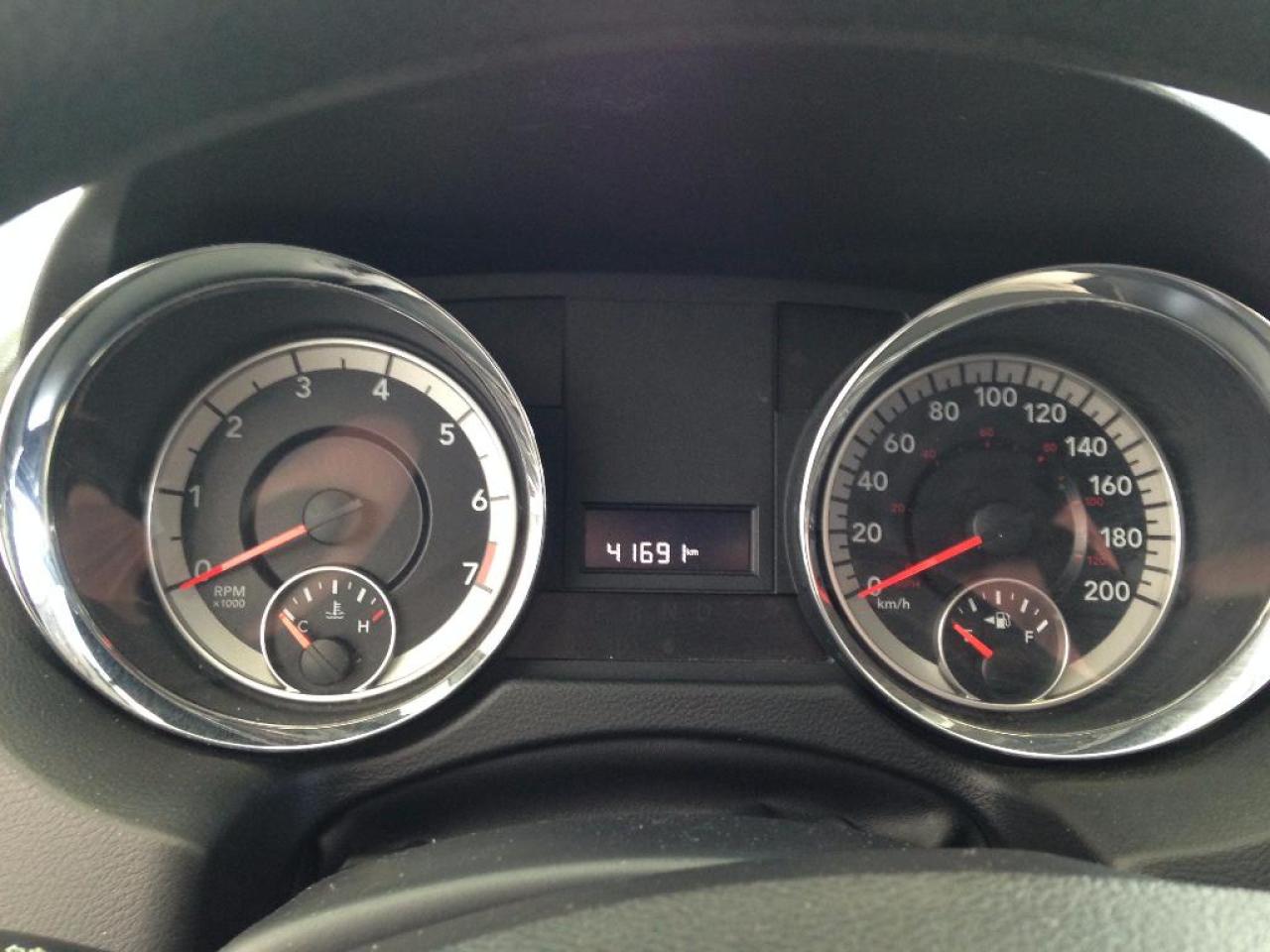 654381
