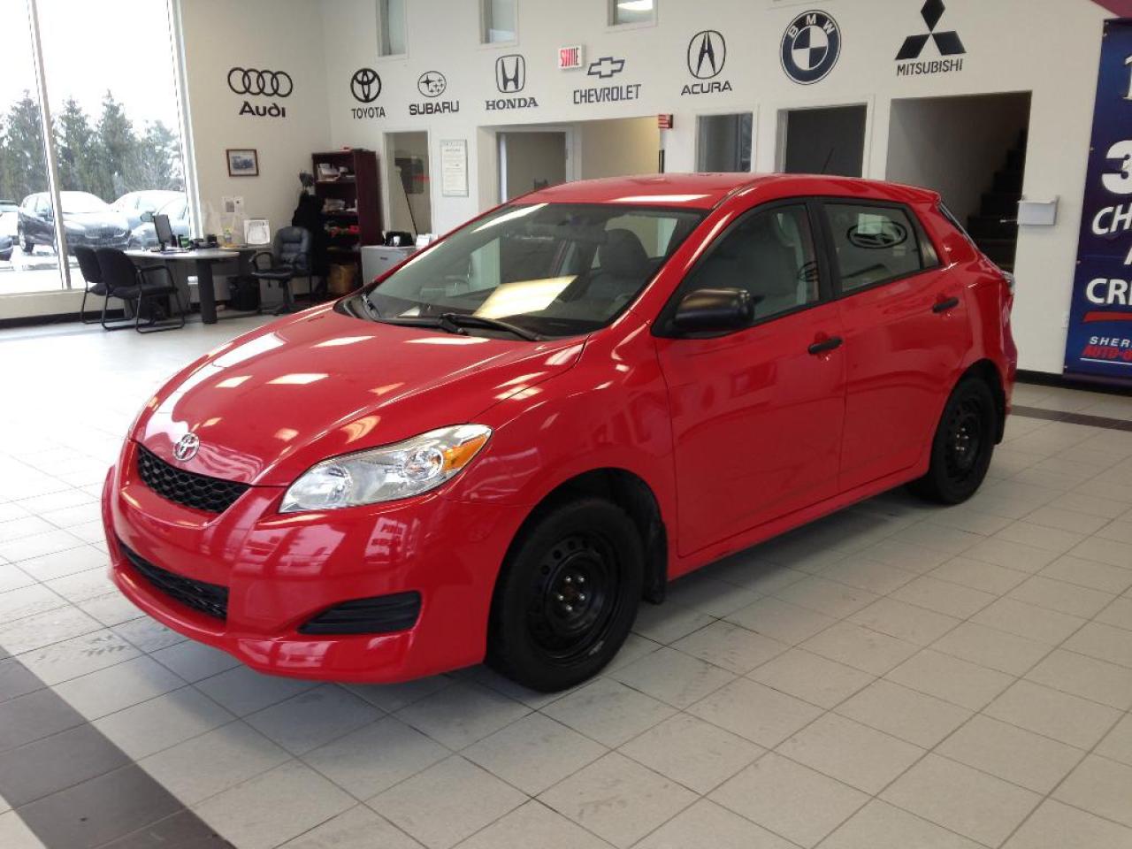 Used 2012 Toyota Matrix  for sale in Sherbrooke, QC