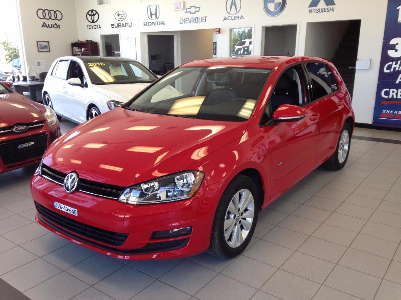 Used 2017 Volkswagen Golf Tsi Comfortline for sale in Sherbrooke, QC