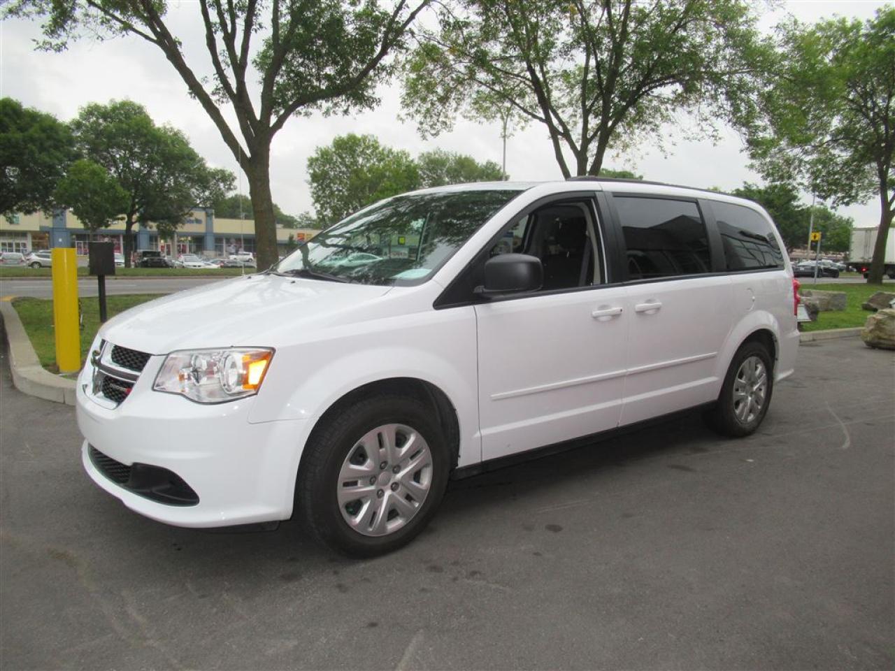 Used 2016 Dodge Grand Caravan Sxt Stow&go for sale in Dollard-des-Ormeaux, QC
