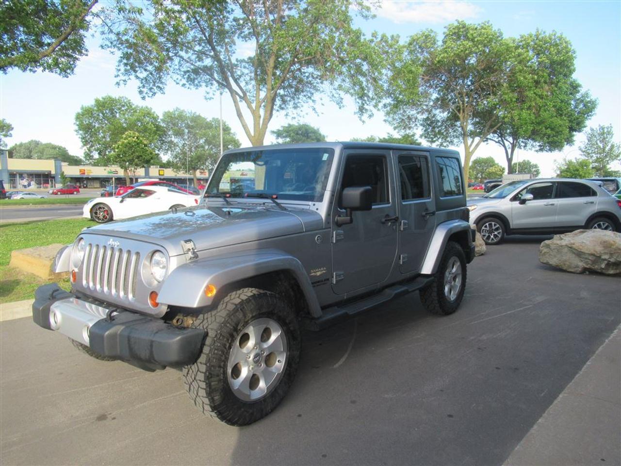 <a href=https://www.dessources.com/occasion/Jeep-Wrangler-2013.html>https://www.dessources.com/occasion/Jeep-Wrangler-2013.html</a>

TOUS NOS VÉHICULES SONT INSPECTÉS ET VERIFIÉS. DESSOURCES DODGE CHRYSLER: UNE ENTREPRISE FAMILIALE, PRIORISANT LA SATISFACTION A LA CLIENTELE DEPUIS 1985.