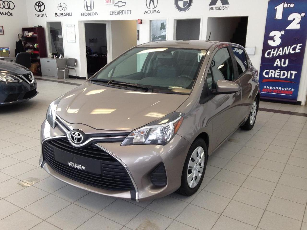 Used 2015 Toyota Yaris LE for sale in Sherbrooke, QC