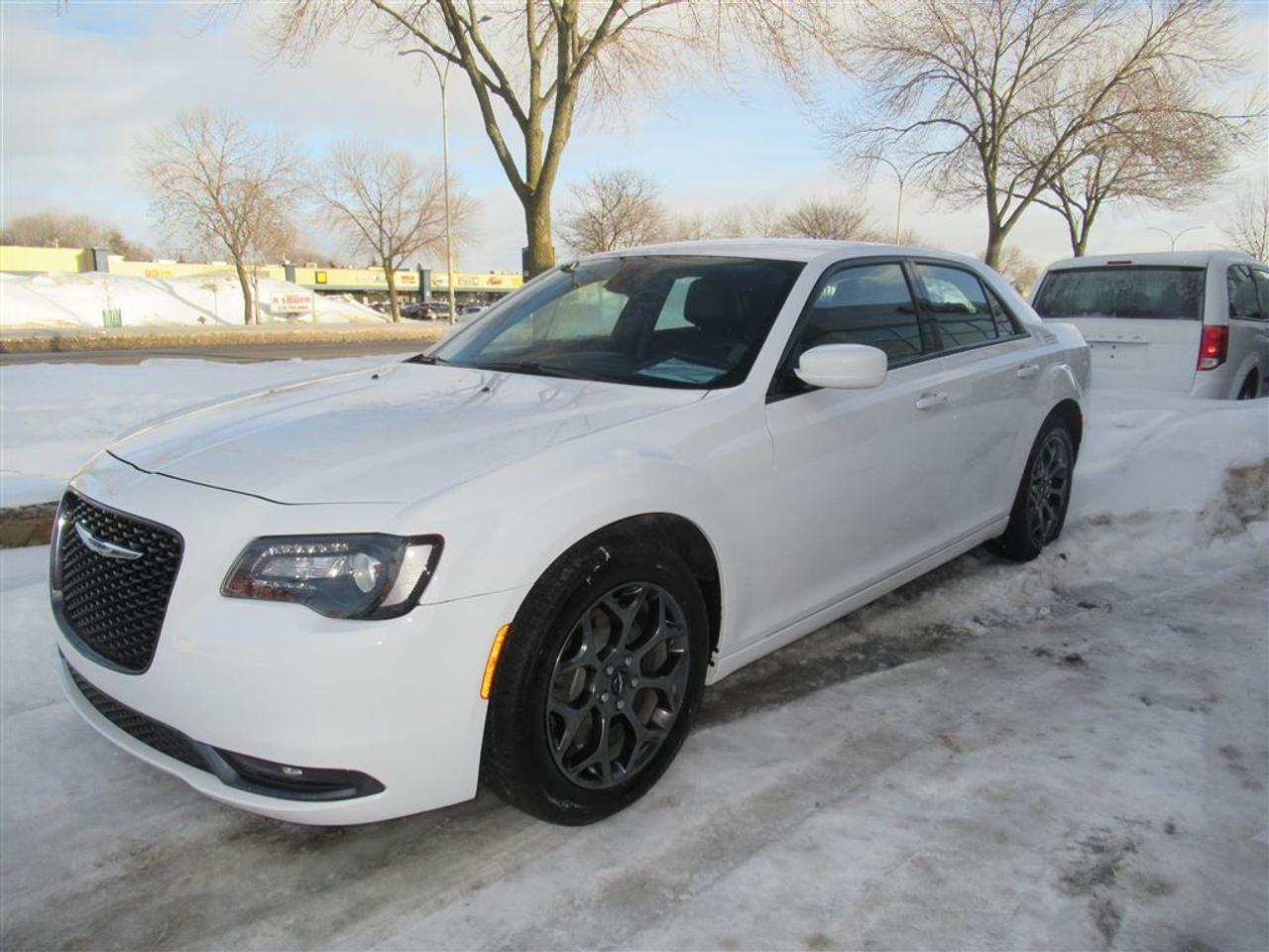<a href=https://www.dessources.com/occasion/Chrysler-300-2017.html>https://www.dessources.com/occasion/Chrysler-300-2017.html</a>

BALANCE DE GARANTIE. EXTRA CLEAN. BAS KILO!    TOUS NOS VÉHICULES SONT INSPECTÉS ET VERIFIÉS. DESSOURCES DODGE CHRYSLER: UNE ENTREPRISE FAMILIALE, PRIORISANT LA SATISFACTION A LA CLIENTELE DEPUIS 1985.