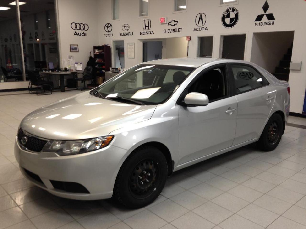 Used 2013 Kia FORTE Lx 6 Vit. + Aux for sale in Sherbrooke, QC