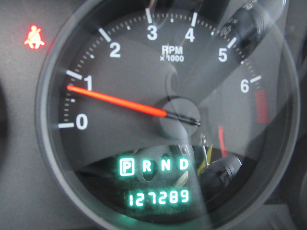 654738