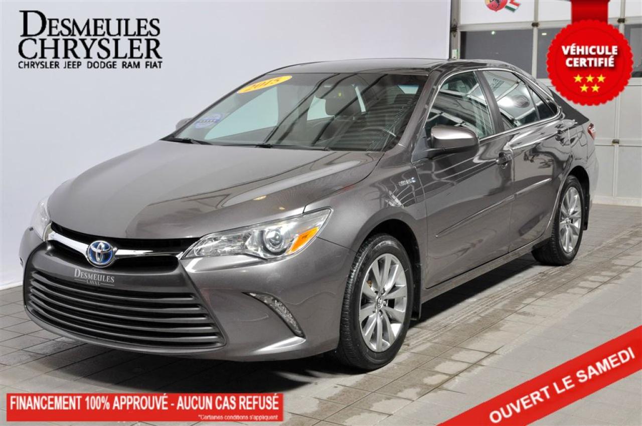 Used 2015 Toyota Camry Hybride Xle Hybride Toit Gps for sale in Laval, QC
